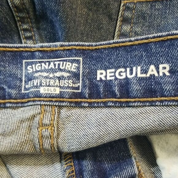 Levi Strauss Signature Jean's Regular Straight Leg Size W32. L30 - Picture 3 of 7